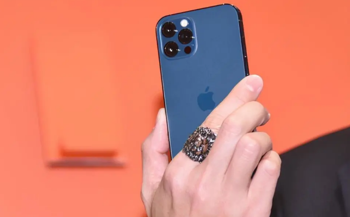滴道苹果手机维修分享iPhone12系列重启方法教程 